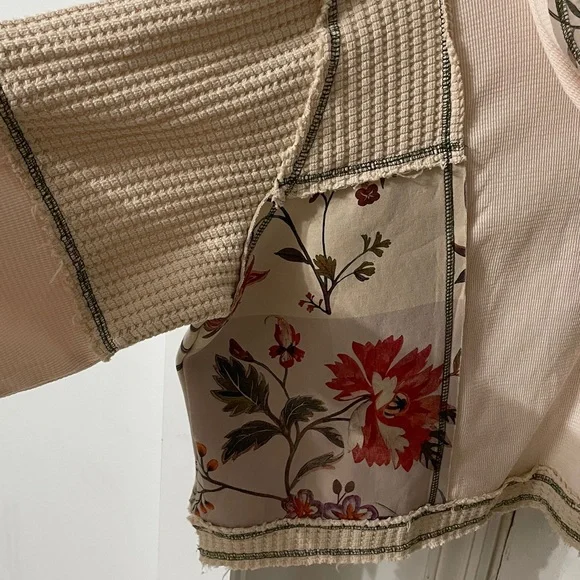 Pol Floral Patchwork Hoodie In Size Small. - Picture 10 of 15